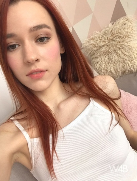Alibahadir VIP Escort Modeli Oksana (Büyüleyici ve Şık)